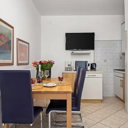 Principi Violet Apartment *